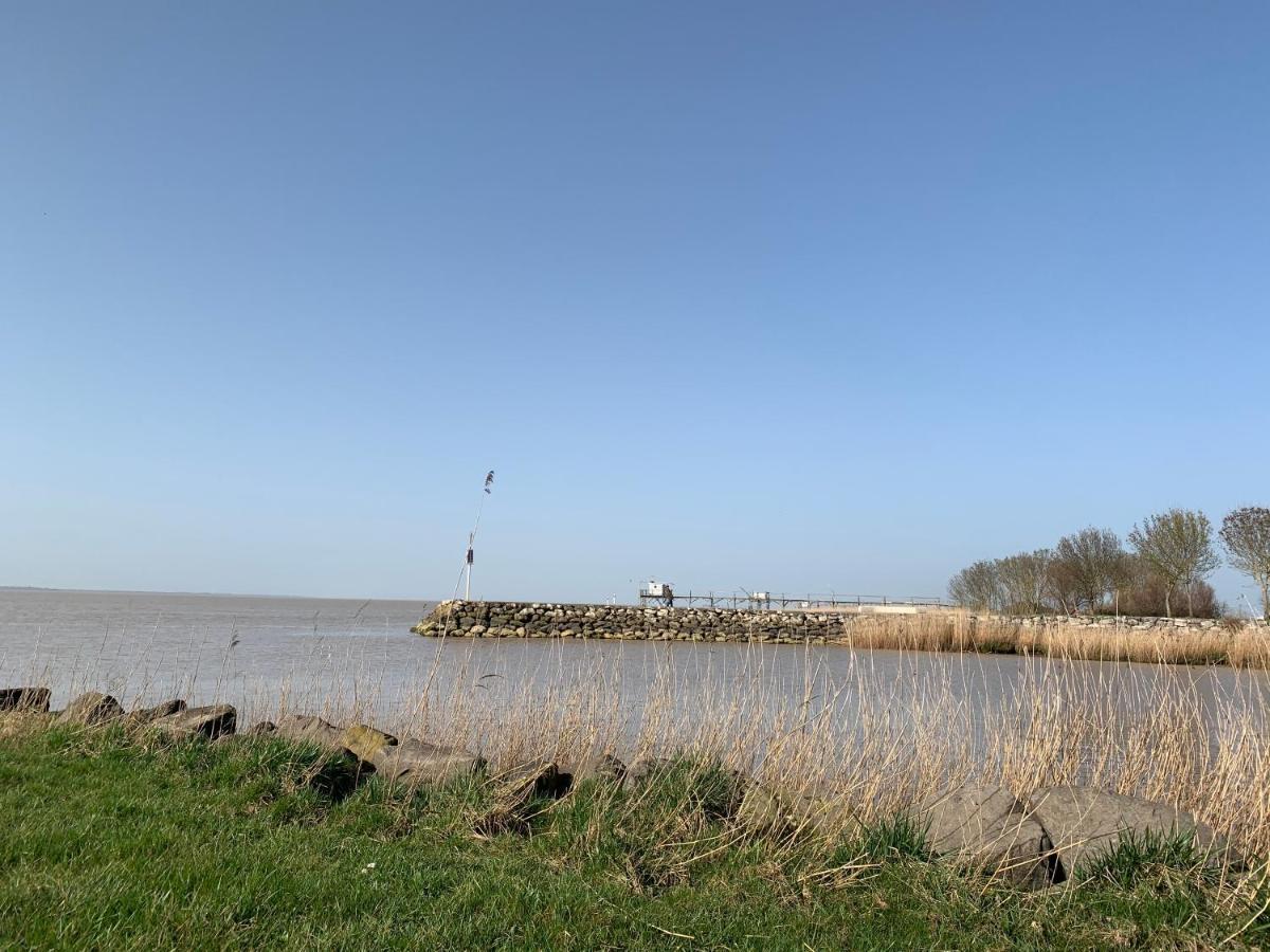 Auberge Du Porche Blaye Εξωτερικό φωτογραφία